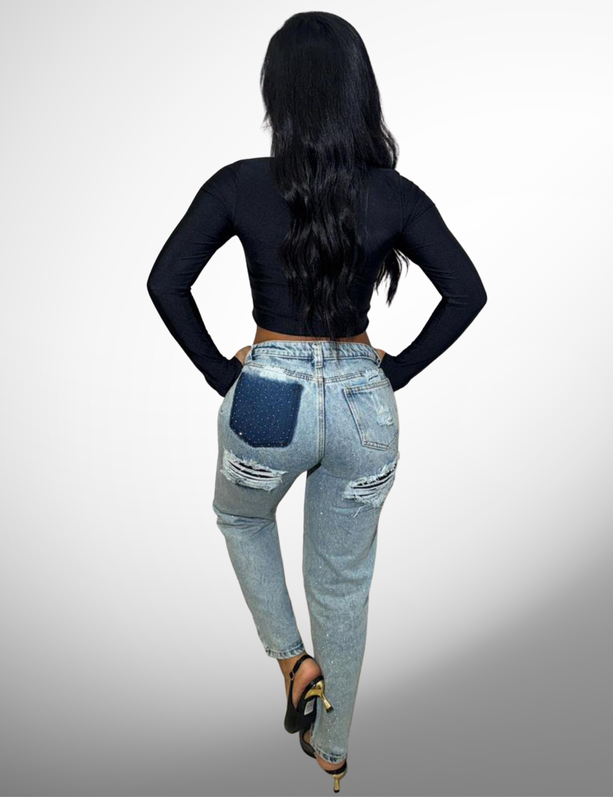 Boyfriend tipo europeo rígido con pedrería -