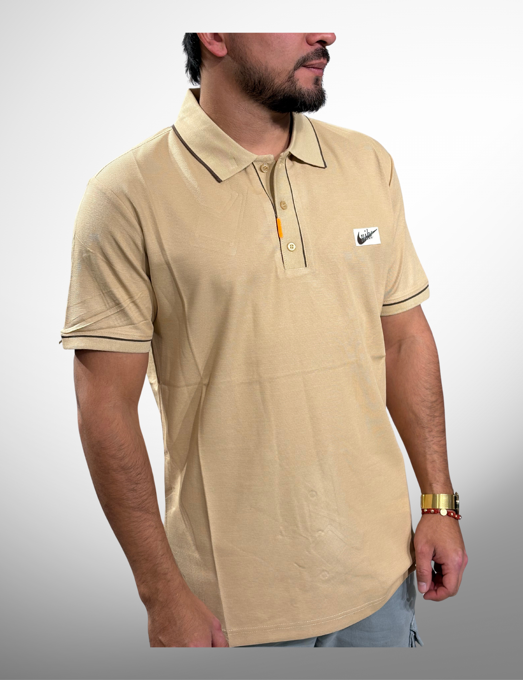 camiseta tipo polo