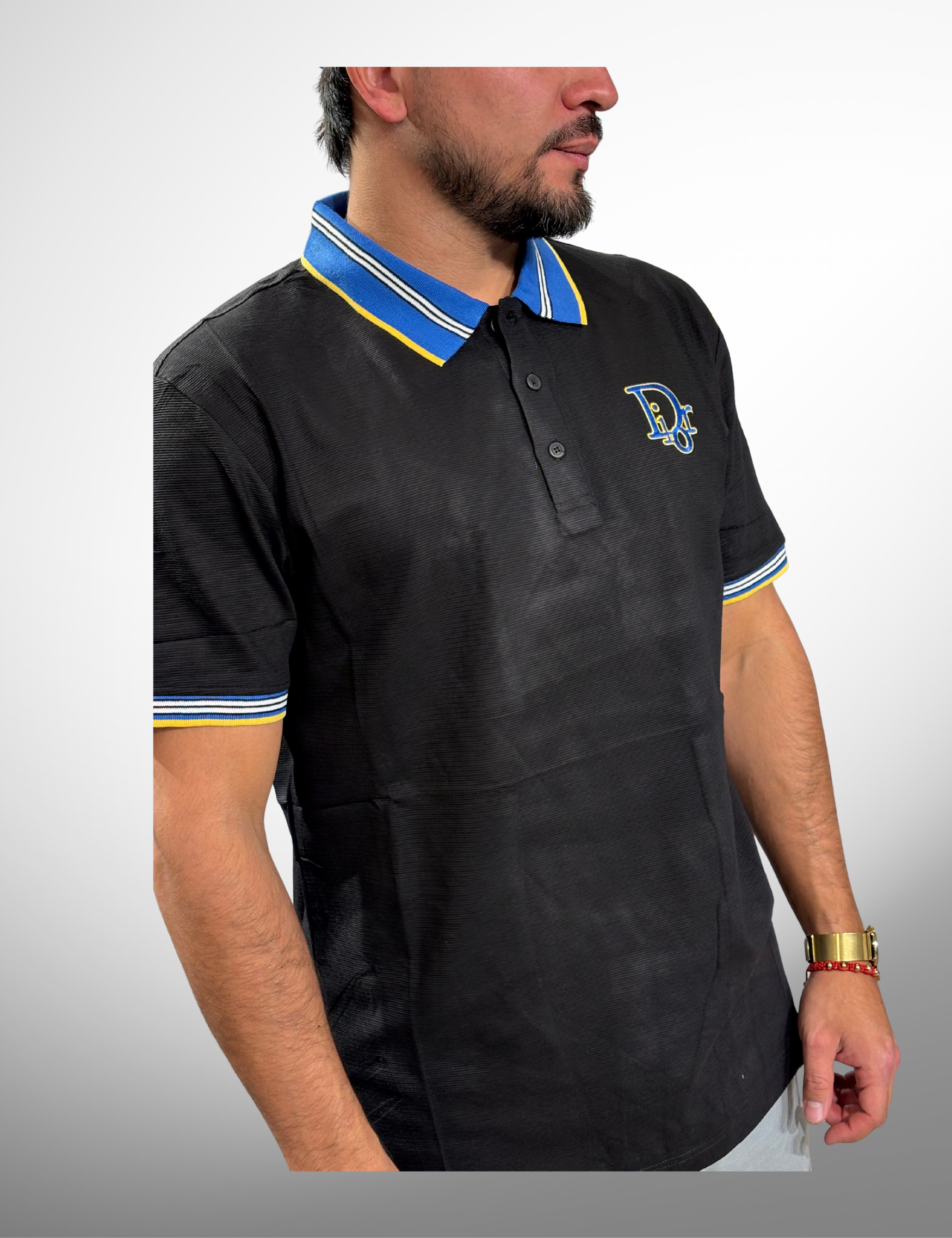 camiseta tipo polo