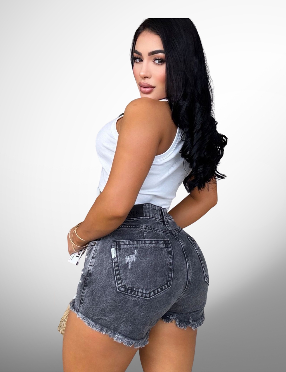 Short rígido con pedrería